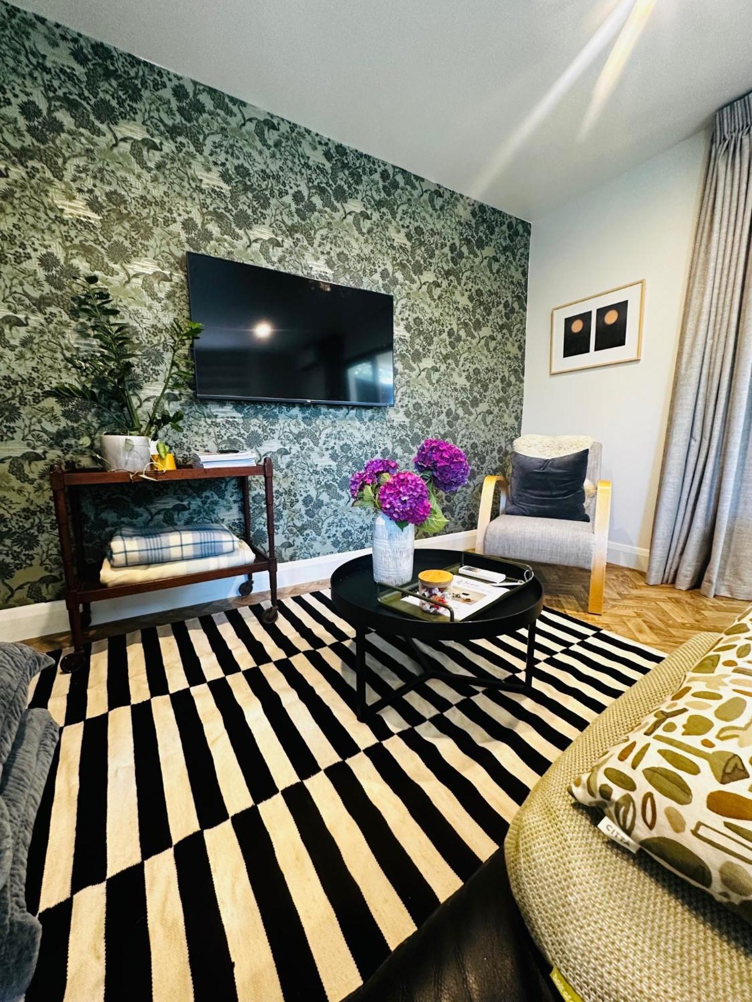 2 Bed Beckenham Beauty - Pet Friendly Villa ไครสต์เชิร์ช ภายนอก รูปภาพ